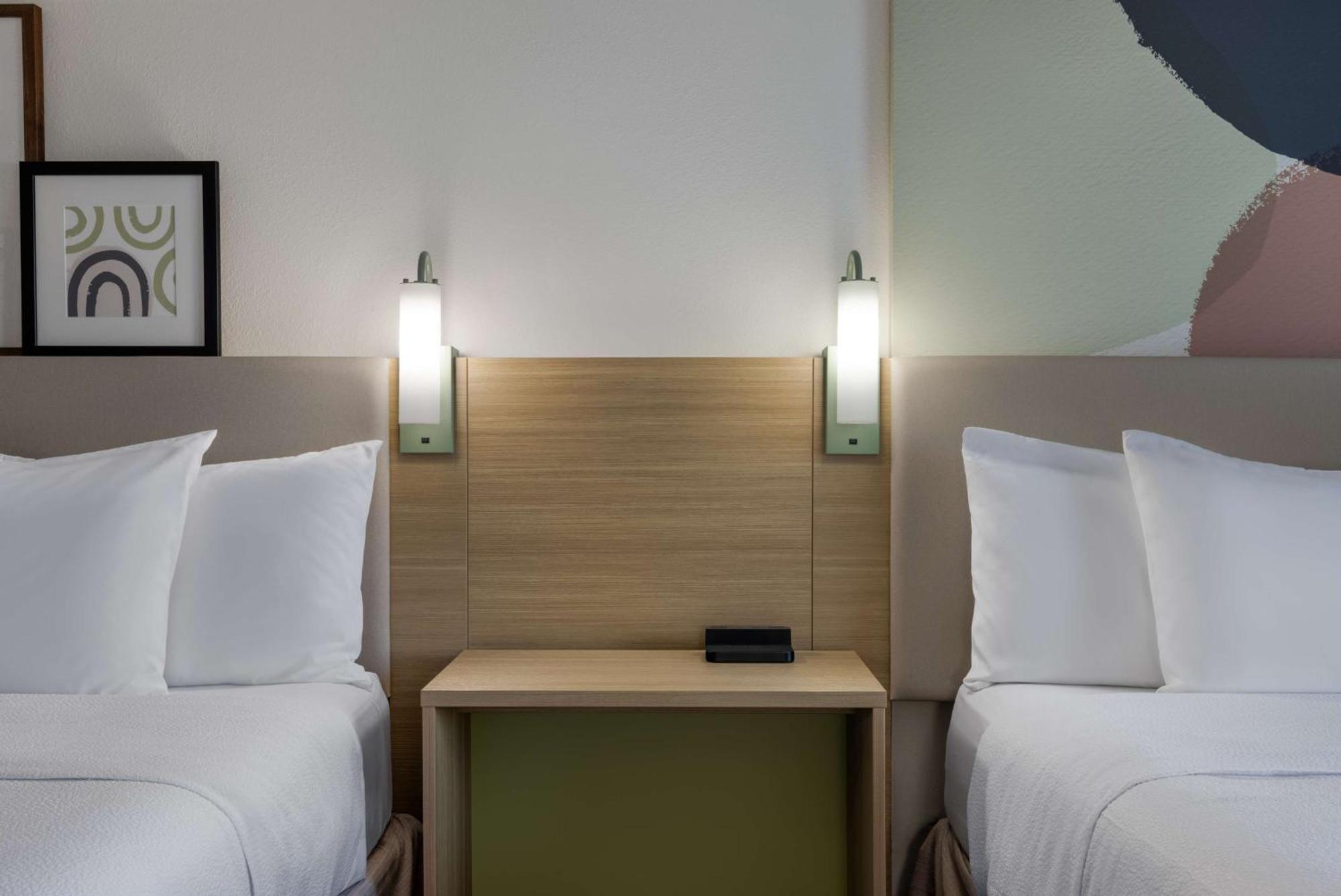 Spark By Hilton Накодочес Екстериор снимка